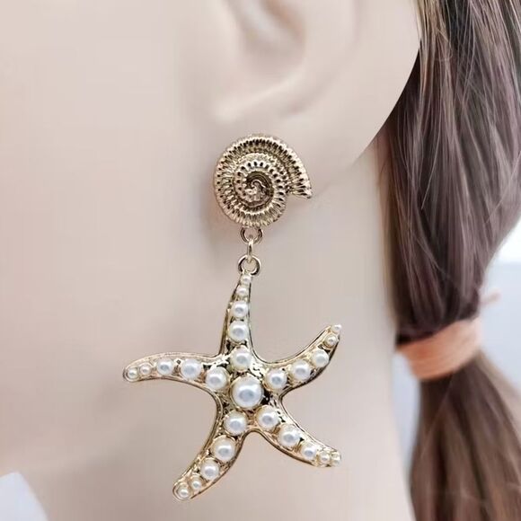 🌴Gold Tone Nautical Starfish Shell Pearl Post Drop Dangle Earrings - Picture 2 of 6